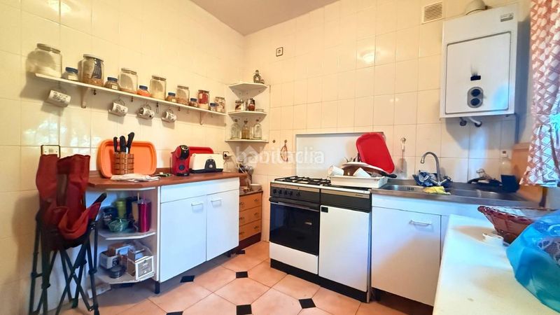 Foto 7753d0a6-83cc-4162-9889-aa73688ca359. Casa aparellada amb calefacció aparcament piscina a Camarena