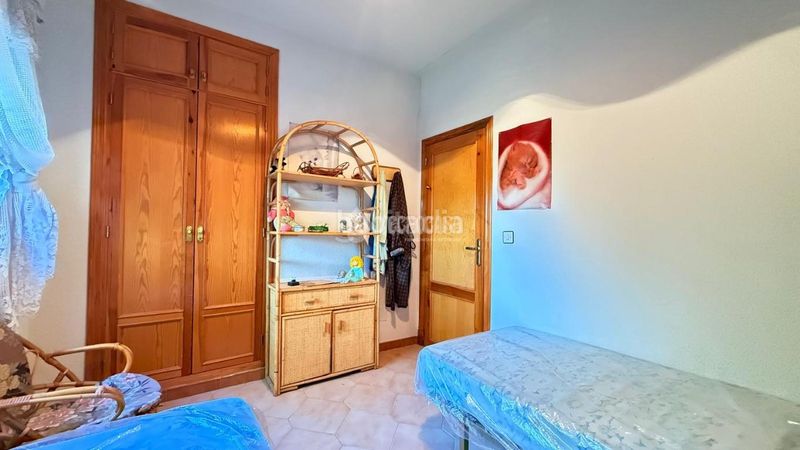 Foto b89af5f8-329e-4136-aa2f-a699164632aa. Casa aparellada amb calefacció aparcament piscina a Camarena