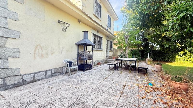 Foto eb1eeb72-f2cb-46a0-90fb-6cd6ef2f3167. Casa aparellada amb calefacció aparcament piscina a Camarena