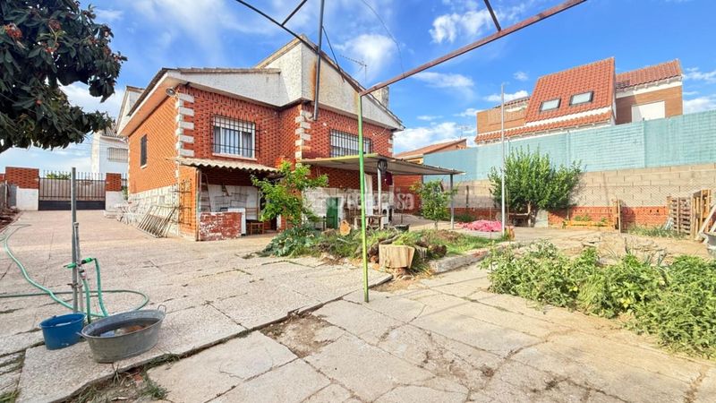 Foto 866be69d-5dd6-436f-84a0-973117614ab3. Casa a Novés
