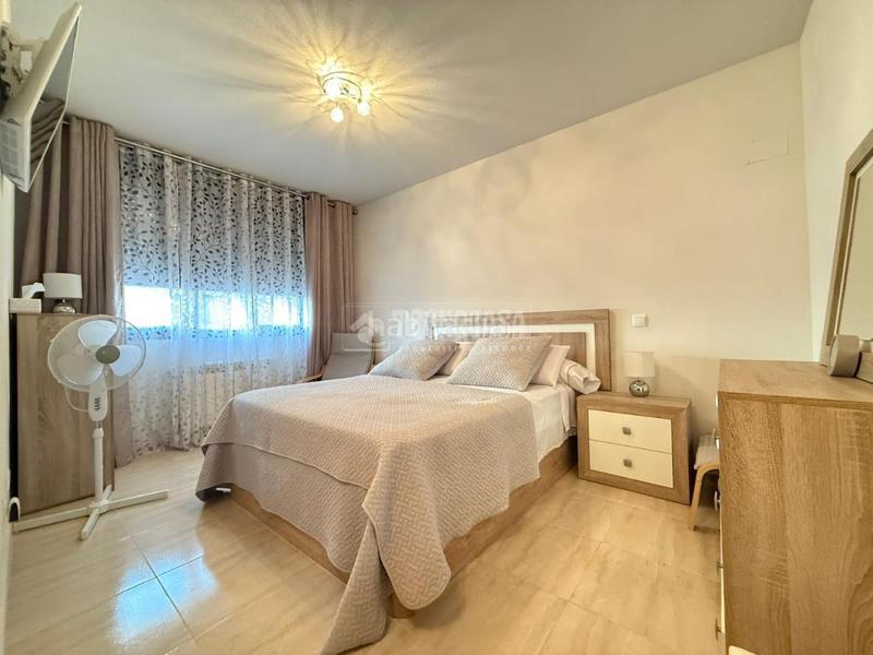 Foto 190c735b-8255-4745-bb1b-3642cb426152. Casa bifamiliare con riscaldamento in Arcicóllar