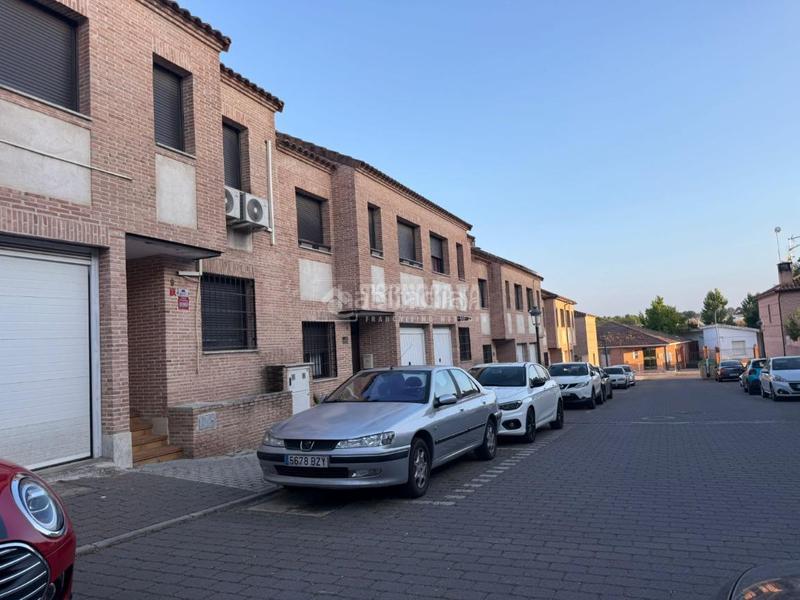 Foto 4cc9f6a5-eb94-47d7-81fe-3b746ec7ddef. Casa bifamiliare con riscaldamento in Arcicóllar