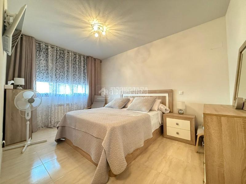 Foto 5e830765-bc10-430a-8c13-776b0d74cdf7. Casa bifamiliare con riscaldamento in Arcicóllar