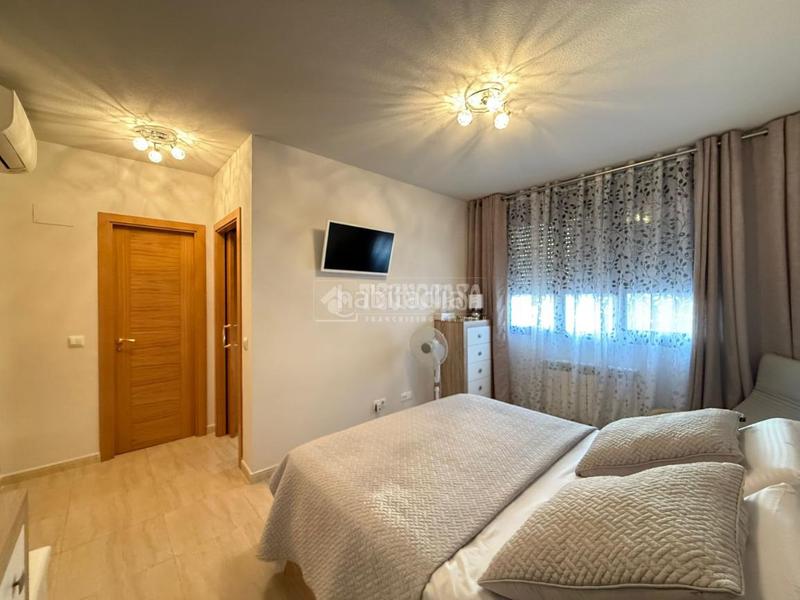 Foto 60961baf-780d-4eeb-aa03-b2b43aa09bff. Casa bifamiliare con riscaldamento in Arcicóllar