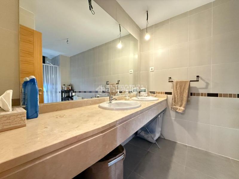 Foto b97ed43e-5412-4539-bca9-fe211f6e2ead. Casa bifamiliare con riscaldamento in Arcicóllar