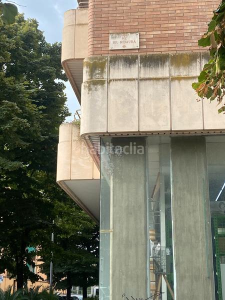 Foto 05f86e5c-581e-4daa-ae05-b070eb3dd8f0. Alquiler parking coche plaça d'aparcament, per cotxe i moto, bon accés, facil maniobra. ben situat. en Girona