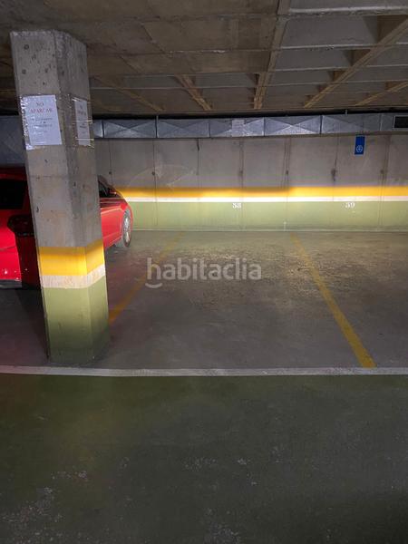 Foto 8c994034-d2ab-4b2a-bf35-78ff518e8ca9. Alquiler parking coche plaça d'aparcament, per cotxe i moto, bon accés, facil maniobra. ben situat. en Girona