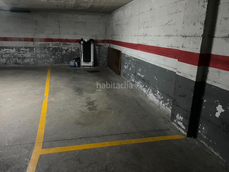 Foto 86d6c886-b884-445b-9cba-13d366c352e7. Aparcament cotxe a Eixample Sud-Migdia Girona