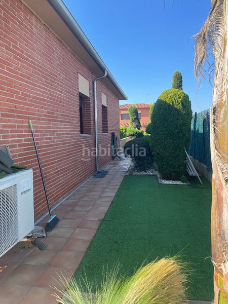 Foto 0c2f763b-eee6-431b-a1e3-baa374899069. Casa amb calefacció aparcament piscina a Llambilles