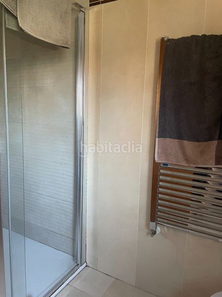 Foto bc81272c-2c27-46fc-8b35-e59e93929c97. Casa amb calefacció aparcament piscina a Llambilles