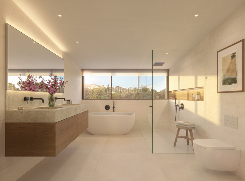 Foto b91b0765-43e1-4994-a99e-9268de4de83f. Planta baixa amb calefacció aparcament piscina a Benalmádena