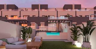 Casa adossada a Urbanización Santa Rosa