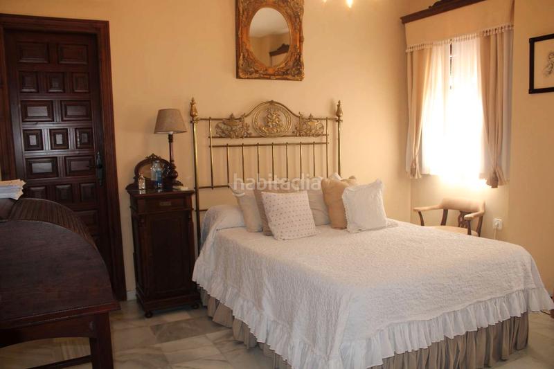 Foto a902d863-f8bd-462b-ba35-456d3679bd39. Casa pareada en Casco Histórico Antequera