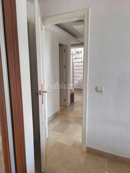 Foto 130c6f10-e1e1-40a9-9323-6bb4c6f51bdf. Alquiler apartamento en Zona Centro Comercial Torrequebrada Benalmádena