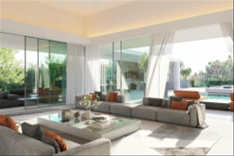 Foto e5f0562e-9d63-4c38-9d2a-c5bc787a8a2a. Chalet en Centro ciudad Fuengirola