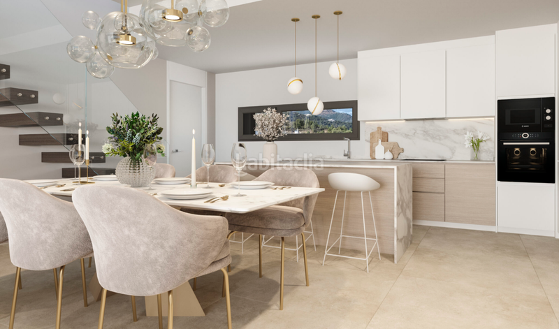 Foto 06df1e04-f115-4eab-b635-7ca190af8680. Piano terra con riscaldamento parcheggio piscina in Benahavís