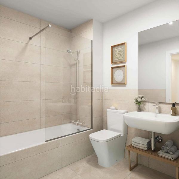 Foto a44c940e-659f-4f7d-8dd5-d5dda1c15b43. Apartamento en Los Álamos Torremolinos