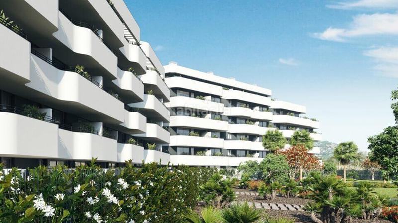 Foto c70eeda7-644f-43aa-b769-33916561031a. Apartamento en Los Álamos Torremolinos