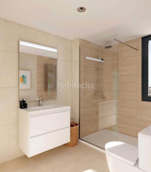 Foto d395d8af-4f7b-4b63-a708-17777d2be29d. Apartamento en Los Álamos Torremolinos