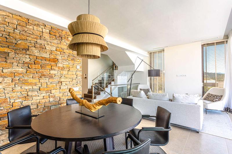 Foto c30b49fe-6467-4636-a6c8-6964bff31e14. Chalet con riscaldamento parcheggio piscina in Benahavís pueblo Benahavís