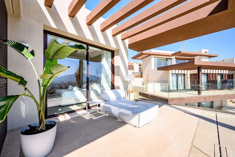 Foto 2dd87888-9d91-4029-ad6f-449583094d57. Chalet mit heizung parking pool in Benahavís pueblo Benahavís