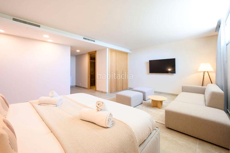 Foto 9741ef76-3bdd-46eb-84e3-52bb515921b3. Chalet con riscaldamento parcheggio piscina in Benahavís pueblo Benahavís