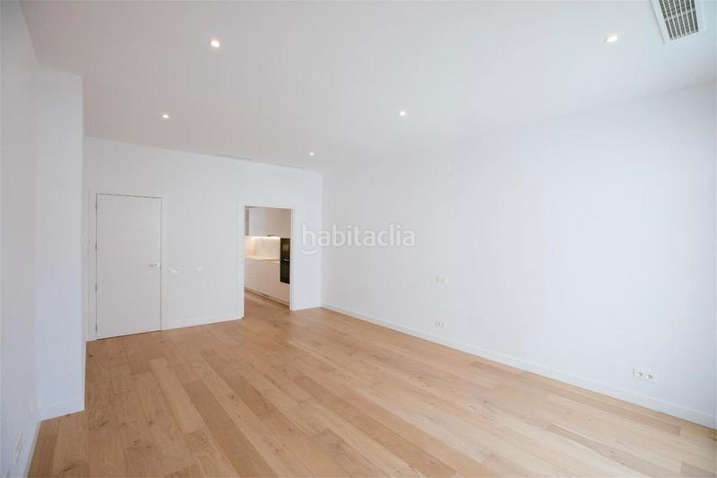 Foto 69adb2f1-d925-4952-bfea-c887e3727200. Casa adossada 110m<sup>2</sup> a carrer de pons i gallarza 10 a Sant Andreu de Palomar Barcelona