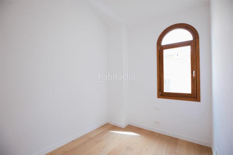 Foto 923525ca-9d9b-43f2-bf2e-c8a69a2c499a. Casa adossada 110m<sup>2</sup> a carrer de pons i gallarza 10 a Sant Andreu de Palomar Barcelona