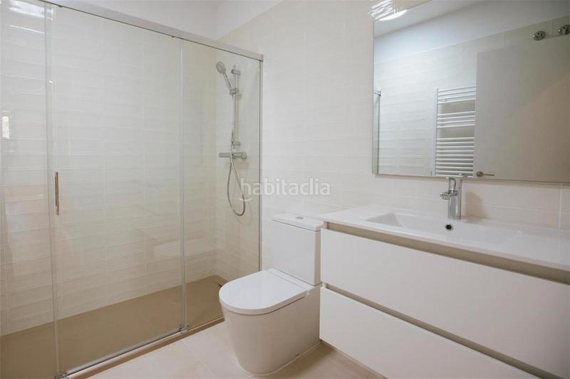 Foto ff0dc88f-554a-4233-be2a-934ba62238ea. Casa adossada 110m<sup>2</sup> a carrer de pons i gallarza 10 a Sant Andreu de Palomar Barcelona