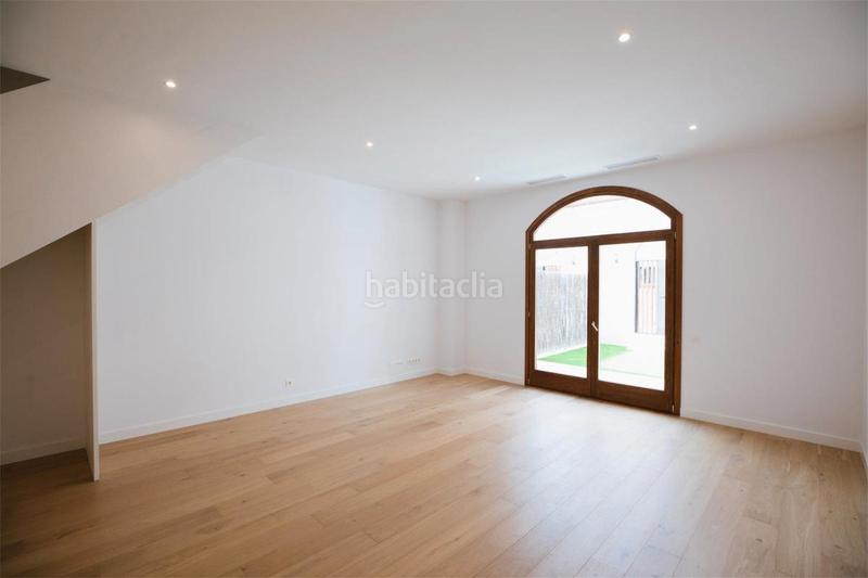 Foto f7534abb-94fd-4e62-9975-8a1fcf29982f. Casa a schiera 115m<sup>2</sup> in carrer de pons i gallarza 10 in Barcelona