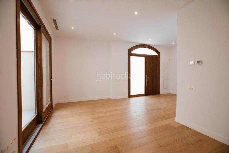 Foto 2d3d03d0-3c7a-450c-8c5e-90b6fef22608. Casa adossada 136m<sup>2</sup> a carrer de pons i gallarza 10 a Sant Andreu de Palomar Barcelona