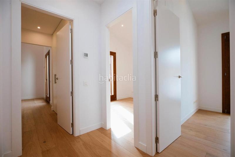 Foto 9d7e73d6-503c-4a4e-b087-f4c2fe0fd9a3. Casa adossada 136m<sup>2</sup> a carrer de pons i gallarza 10 a Sant Andreu de Palomar Barcelona