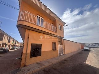 Doppelhaus in Tomelloso. Casa en venta en tomelloso