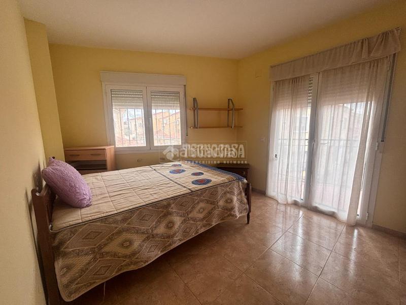 Foto 3eb79ba3-a86e-48ef-ae45-83af3b01fa14. Casa aparellada a Tomelloso