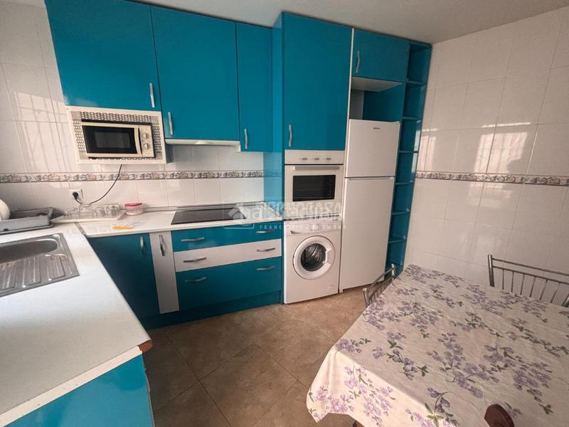 Foto 49449f60-e1e2-4f49-9b38-2e2a5bc34cfa. Casa aparellada a Tomelloso