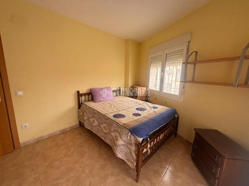 Foto ca28ae7c-ca16-4778-a63f-5a5d304a78c6. Casa aparellada a Tomelloso