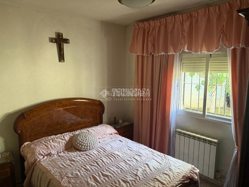 Foto 5a6289ad-4fd8-4c64-9857-18fdfddb5829. Casa aparellada amb calefacció aparcament a Fuente el Saz de Jarama