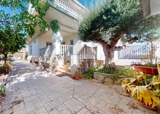 Maison jumelée à Fuente el Saz de Jarama. Casa en venta en fuente el saz de jarama