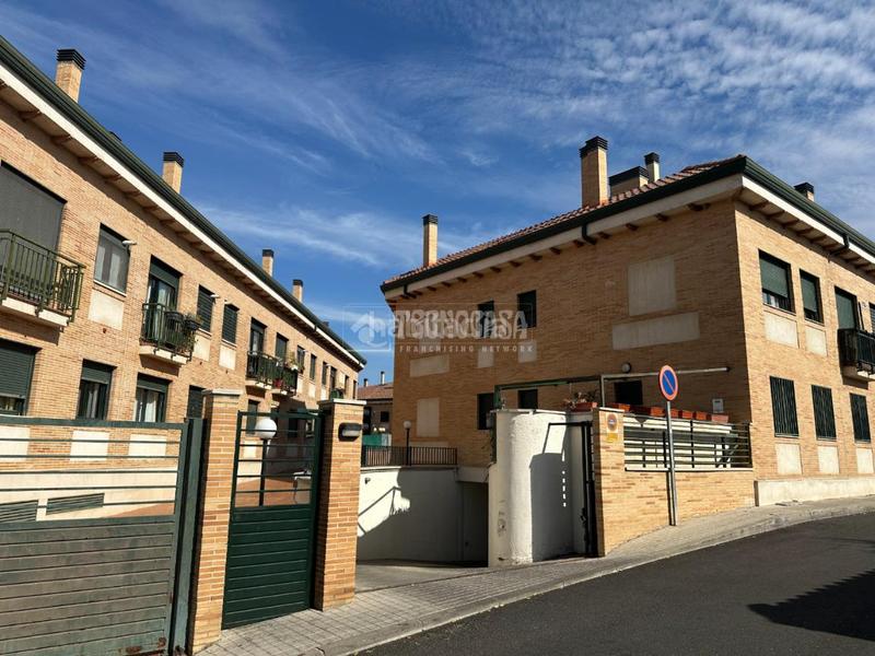 Foto 69cfb1b3-0630-4f12-b3e4-47cf1d38b9e0. Appartamento con riscaldamento parcheggio piscina in Talamanca de Jarama