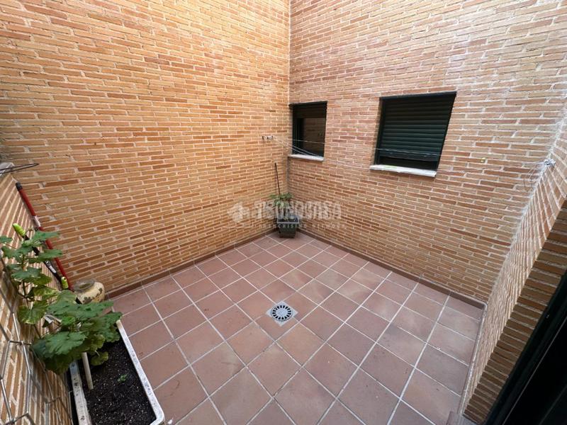 Foto bbcbce0e-4c74-48fb-b02d-1dea8d406cf8. Appartamento con riscaldamento parcheggio piscina in Talamanca de Jarama
