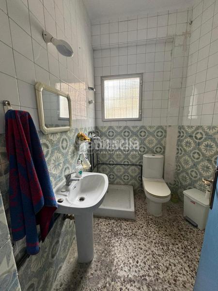 Foto 4b90602a-90d2-408c-8327-29c14adfc17e. Lloguer local comercial a Ciudad Jardín - Tagarete - El Zapillo Almería