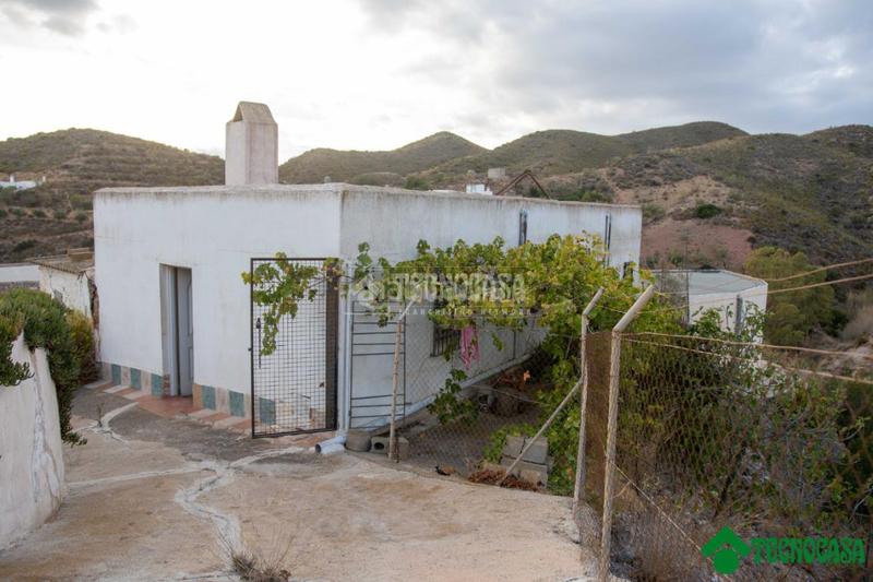 Foto 025329bb-8631-4efd-a9f4-43c819fa789c. Masia amb calefacció a Sorbas