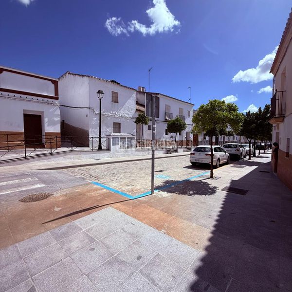 Foto 3672343b-ec23-4a6d-8b51-41bb3e6bdbc0. Casa a Lebrija