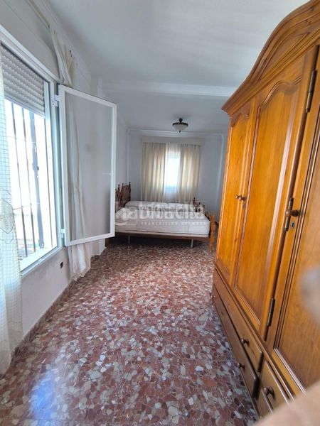 Foto 8cbd2e87-26bb-42b7-bdb0-492ccbe57650. Casa  en venta en Lebrija