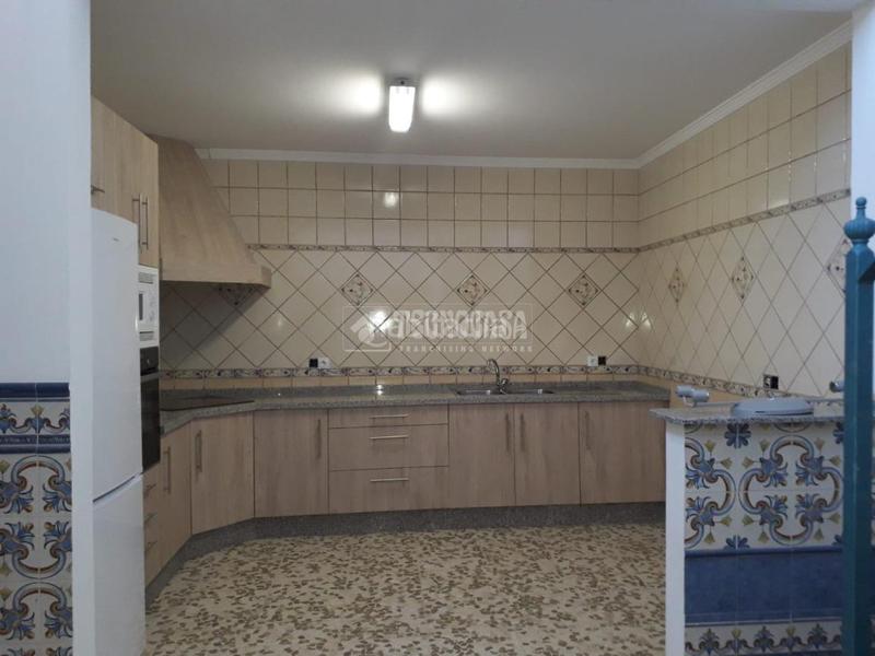 Foto f9448f45-aa98-45a3-b92a-c25439c388b5. Haus in Trebujena