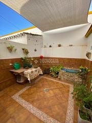 Maison à Lebrija. Casa en venta en lebrija