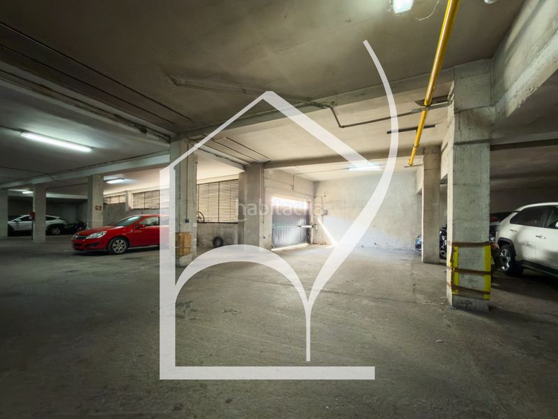 Foto 86982ca5-9542-43a6-9b6c-52e1389511e2. Aparcament cotxe a Santa Marta de Tormes