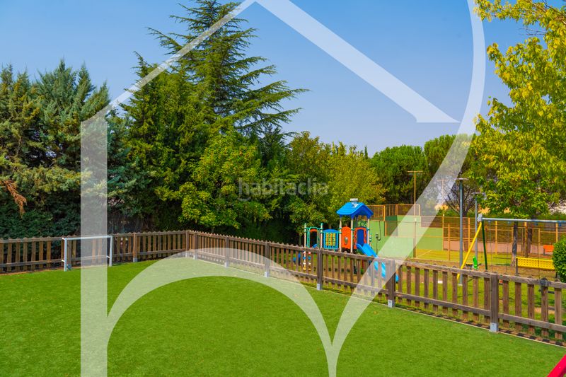 Foto 5f845784-a299-434b-9158-e7e546448516. Casa adossada amb calefacció piscina a Carrascal de Barregas