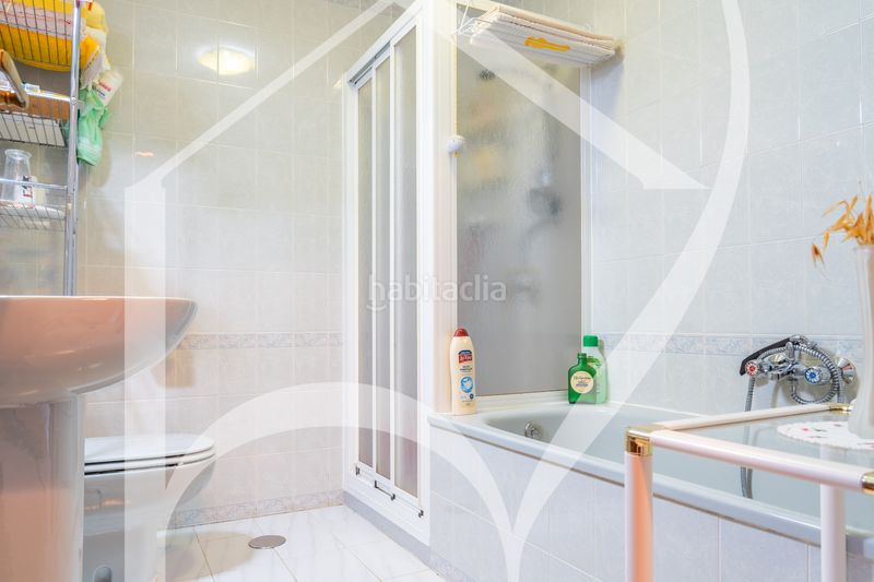 Foto d7747223-5e78-44c6-b835-92aa87c4d474. Casa adossada amb calefacció piscina a Carrascal de Barregas