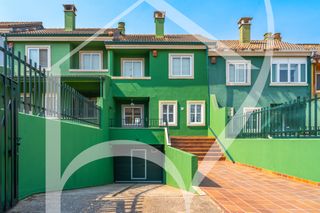 Casa a schiera  Calle peñasolana iii. Chalet adosado en peñasolana iii